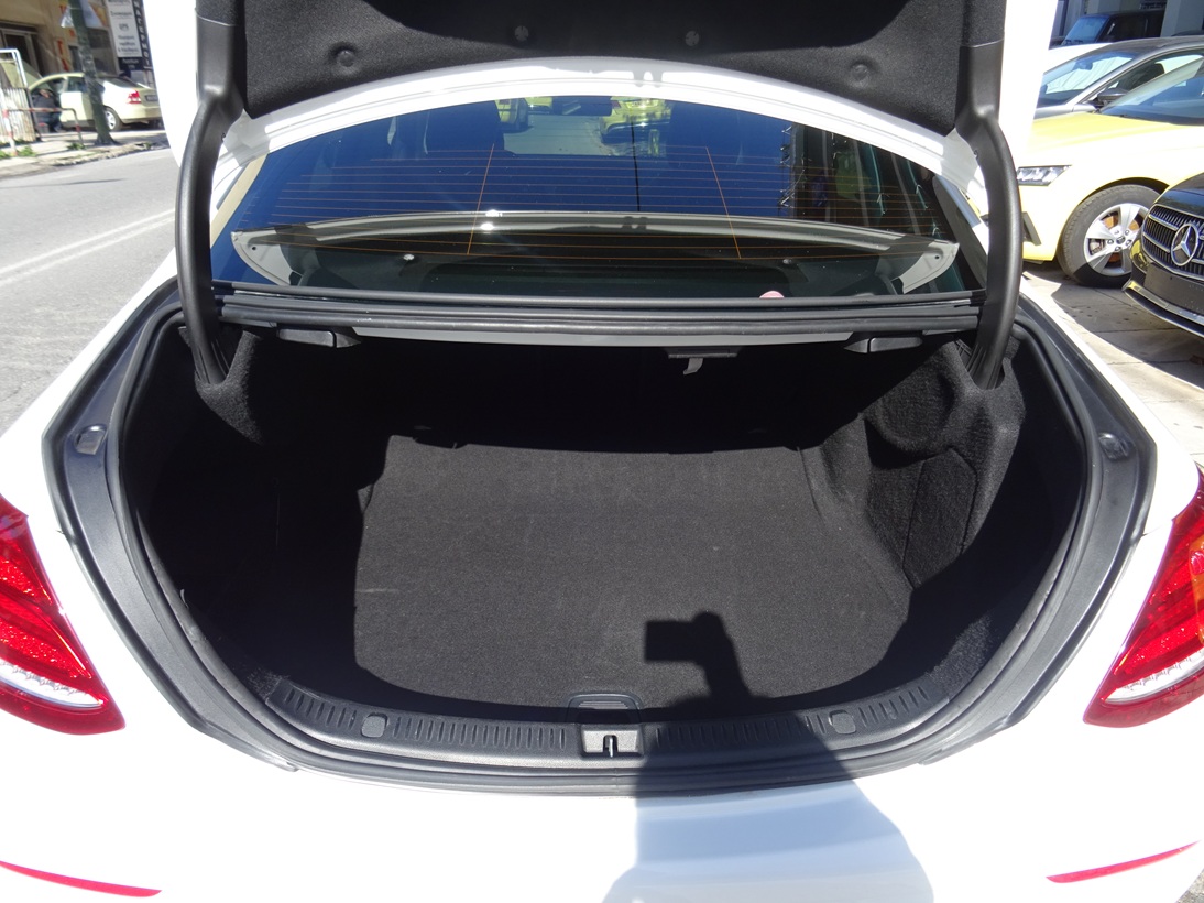 Mercedes-Benz E 220 2017 AVANTGARDE