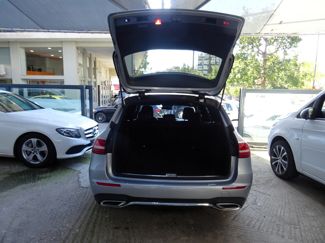 Mercedes-Benz E 220 2022 d Mild-Hybrid T AMG Line (Φ 1408)