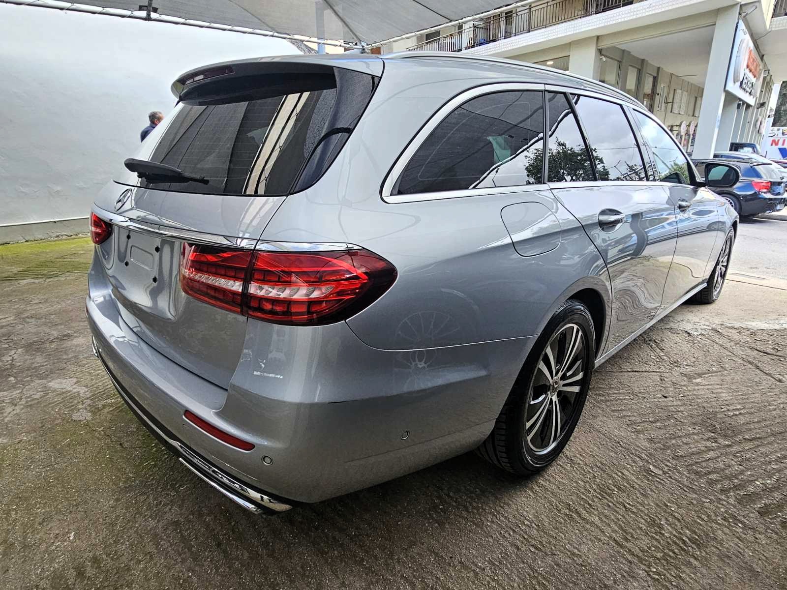 Mercedes-Benz E 220 2022 D Avantgarde (Φ 1407)