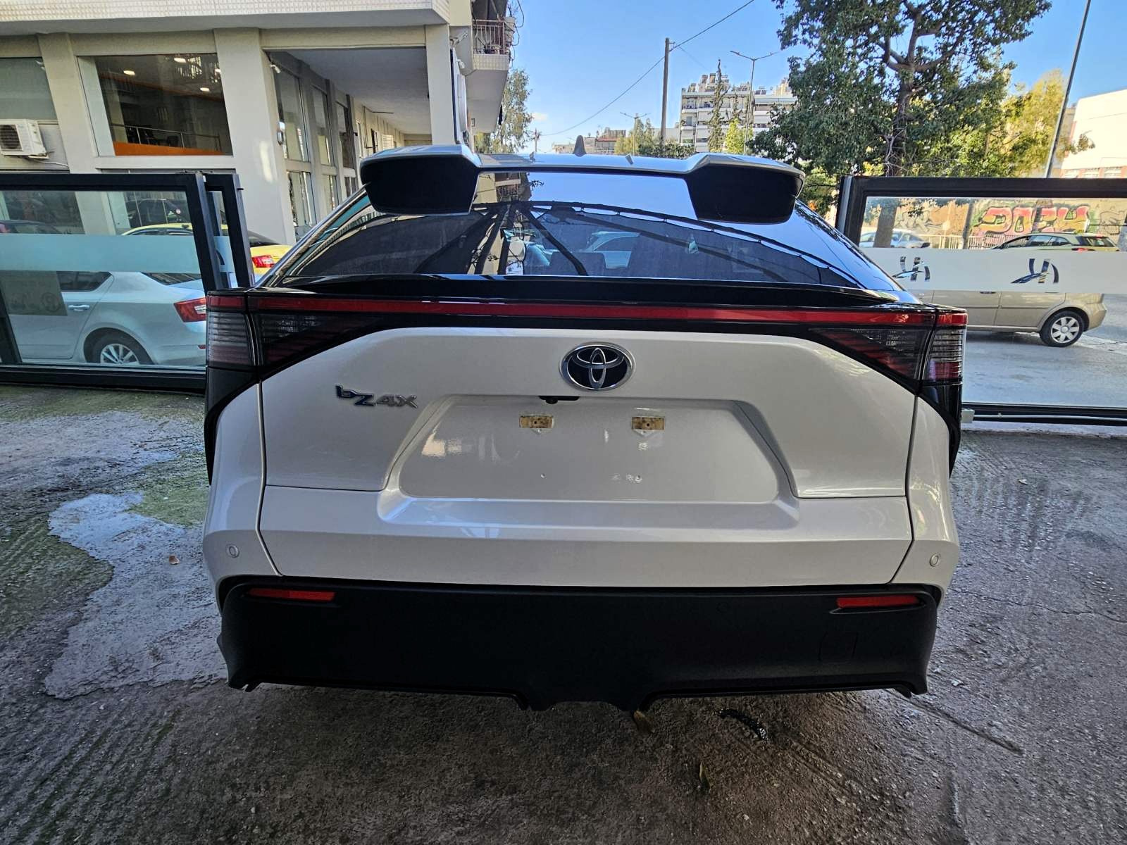 Toyota bZ4X 2023 Electric (Φ 187)