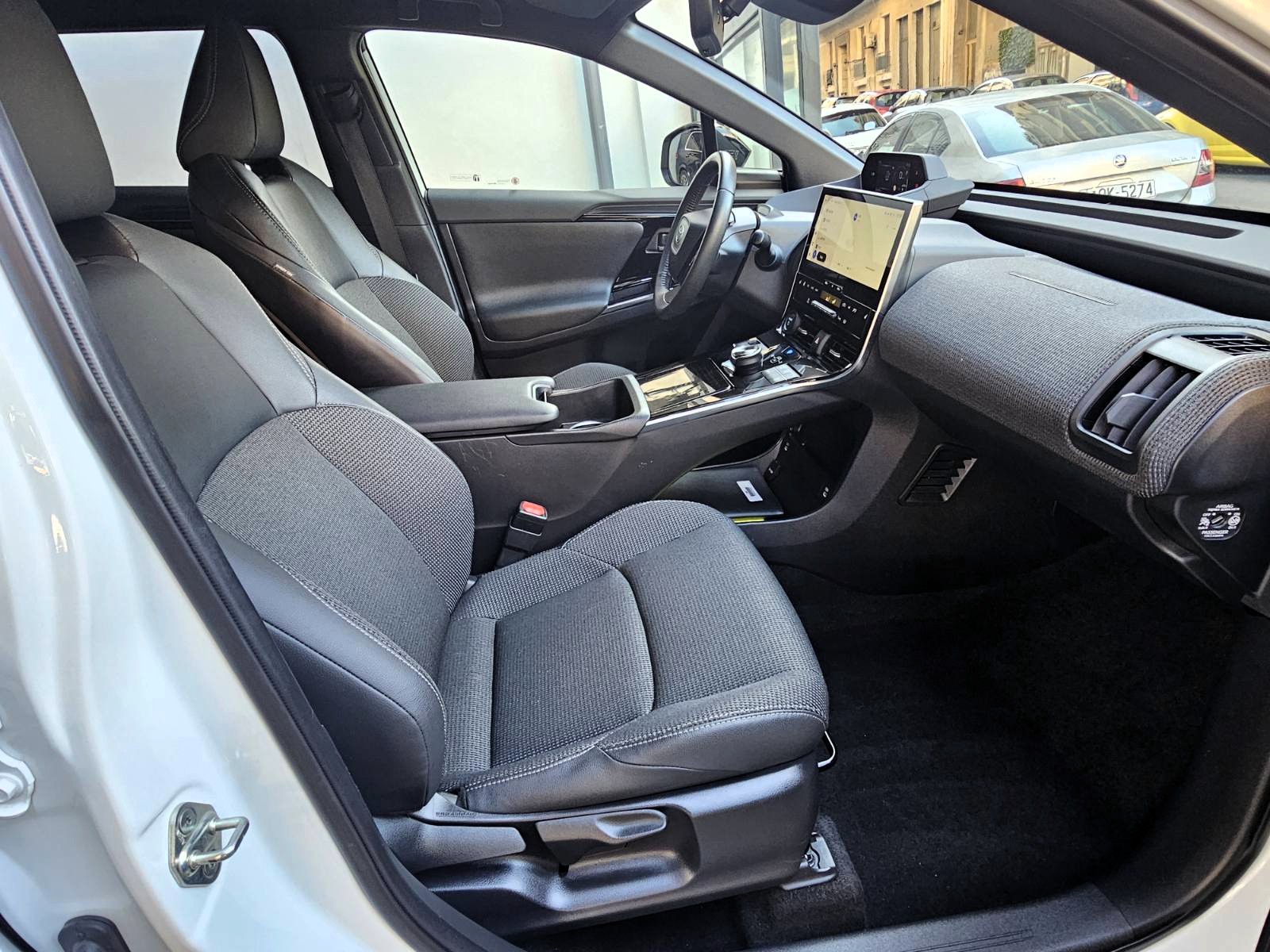 Toyota bZ4X 2023 Electric (Φ 187)