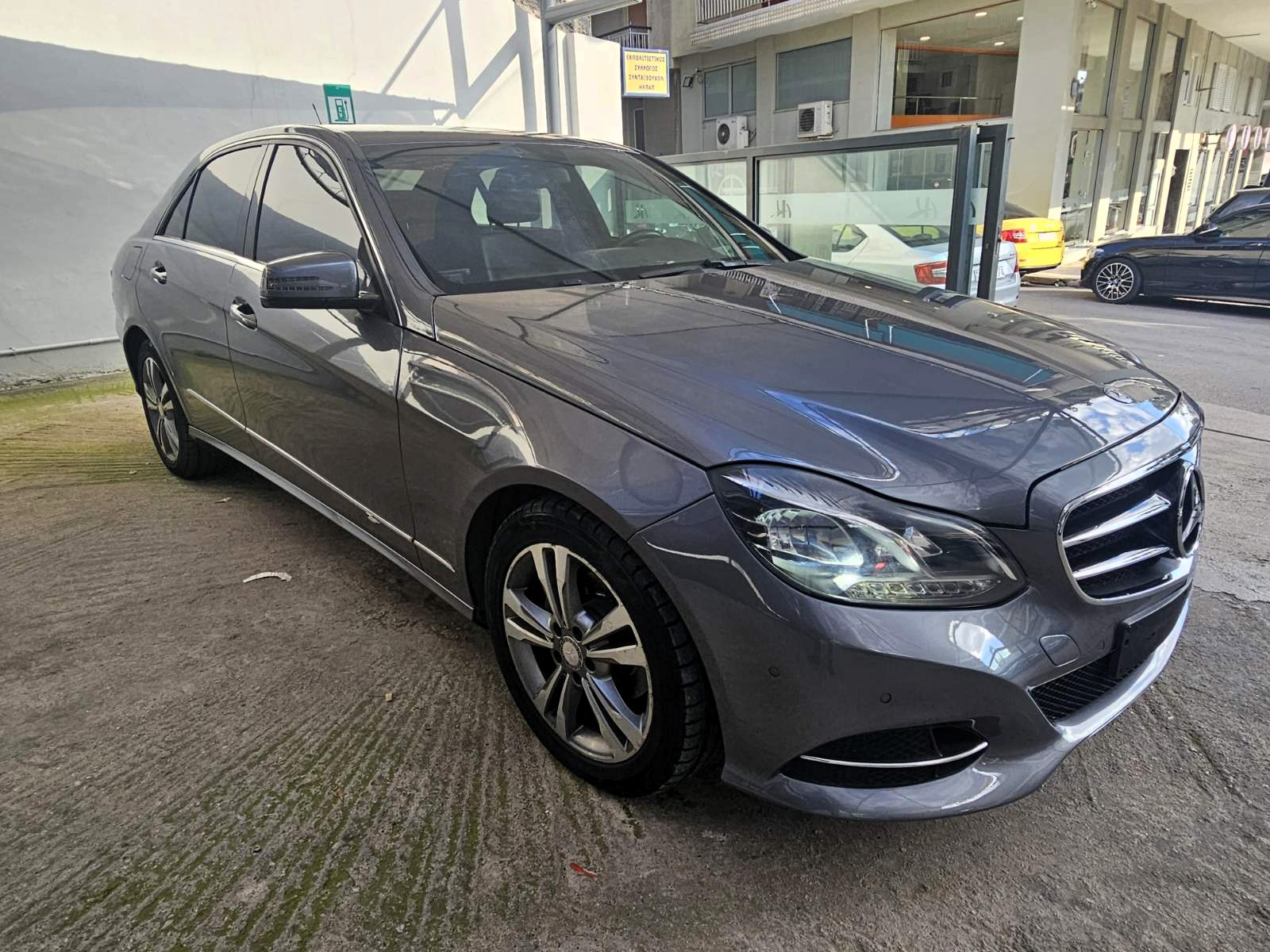 Mercedes-Benz E 200 2015 CDI BLUETEC AVANTGARDE