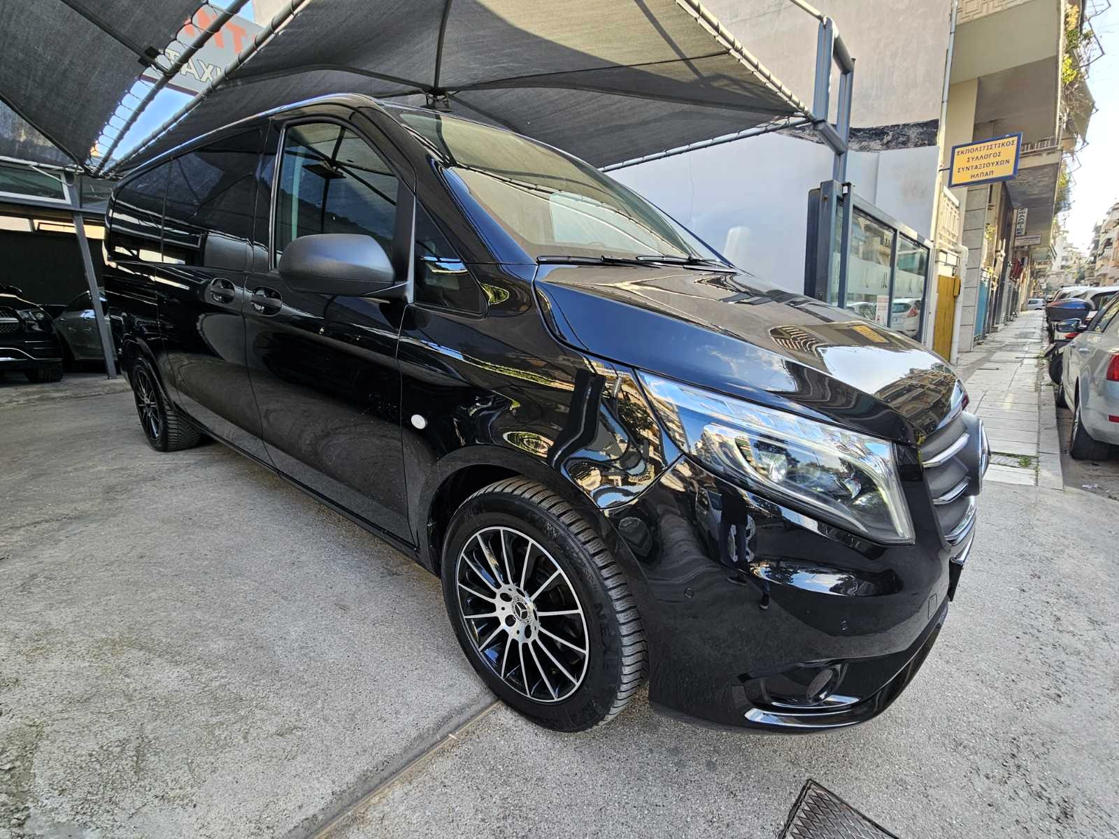 Mercedes-Benz Vito 2022 116 Select Auto Extra Long 8-Seater (1412)