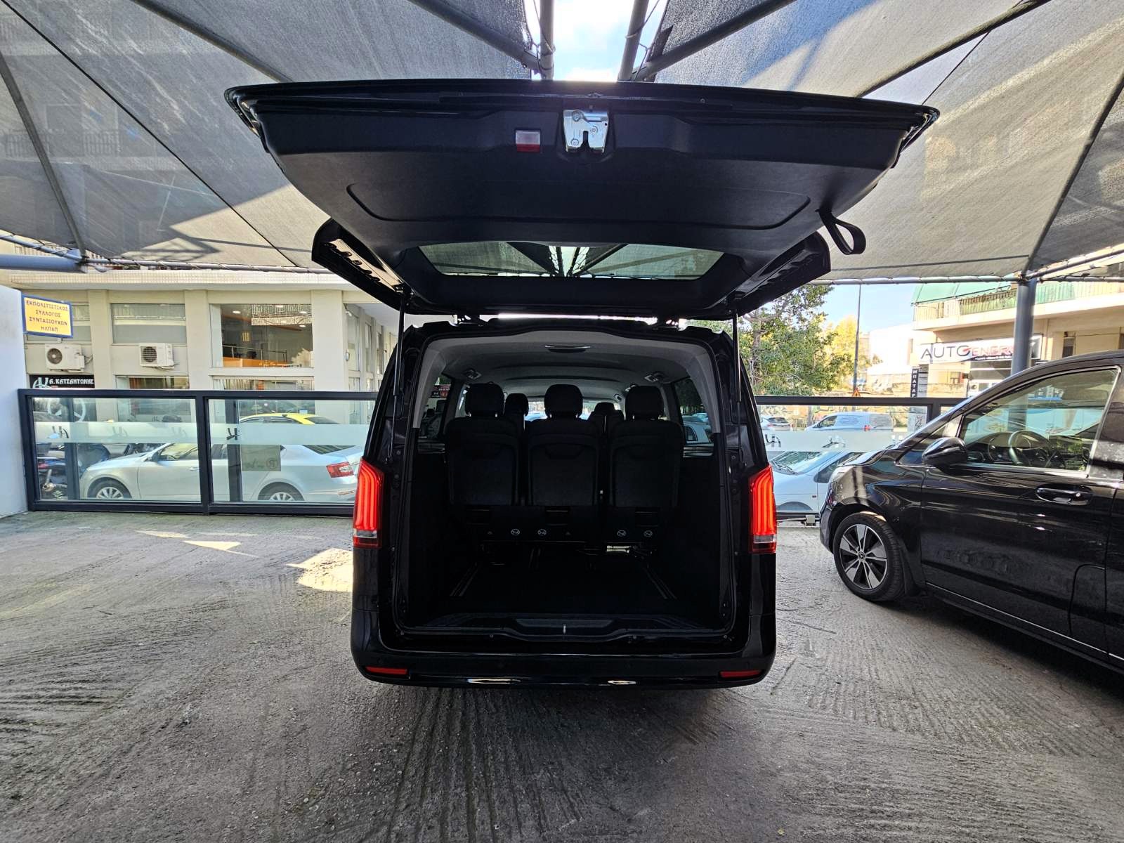 Mercedes-Benz Vito 2022 116 Select Auto Extra Long 8-Seater (1412)