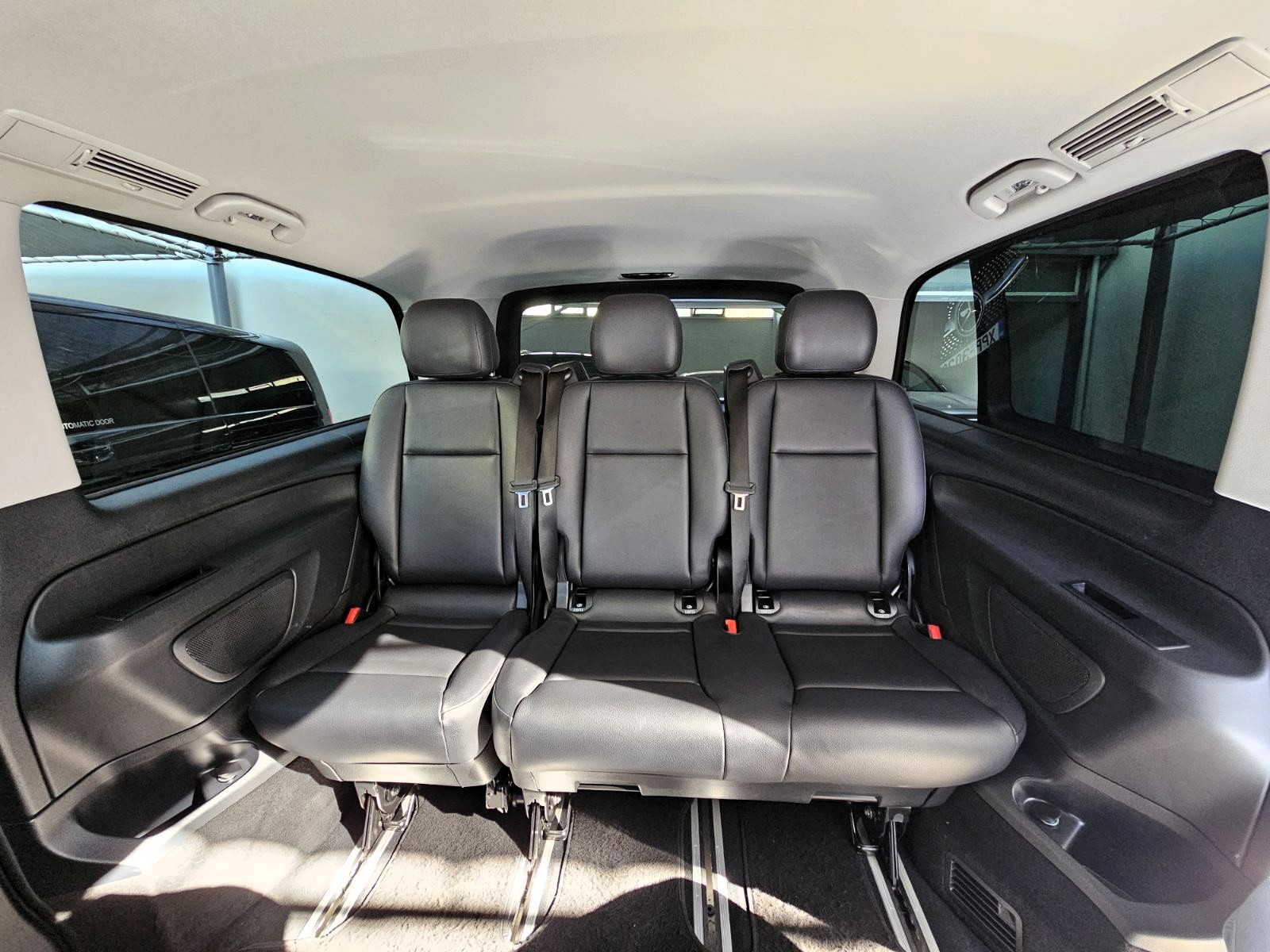 Mercedes-Benz Vito 2022 116 Select Auto Extra Long 8-Seater (1412)