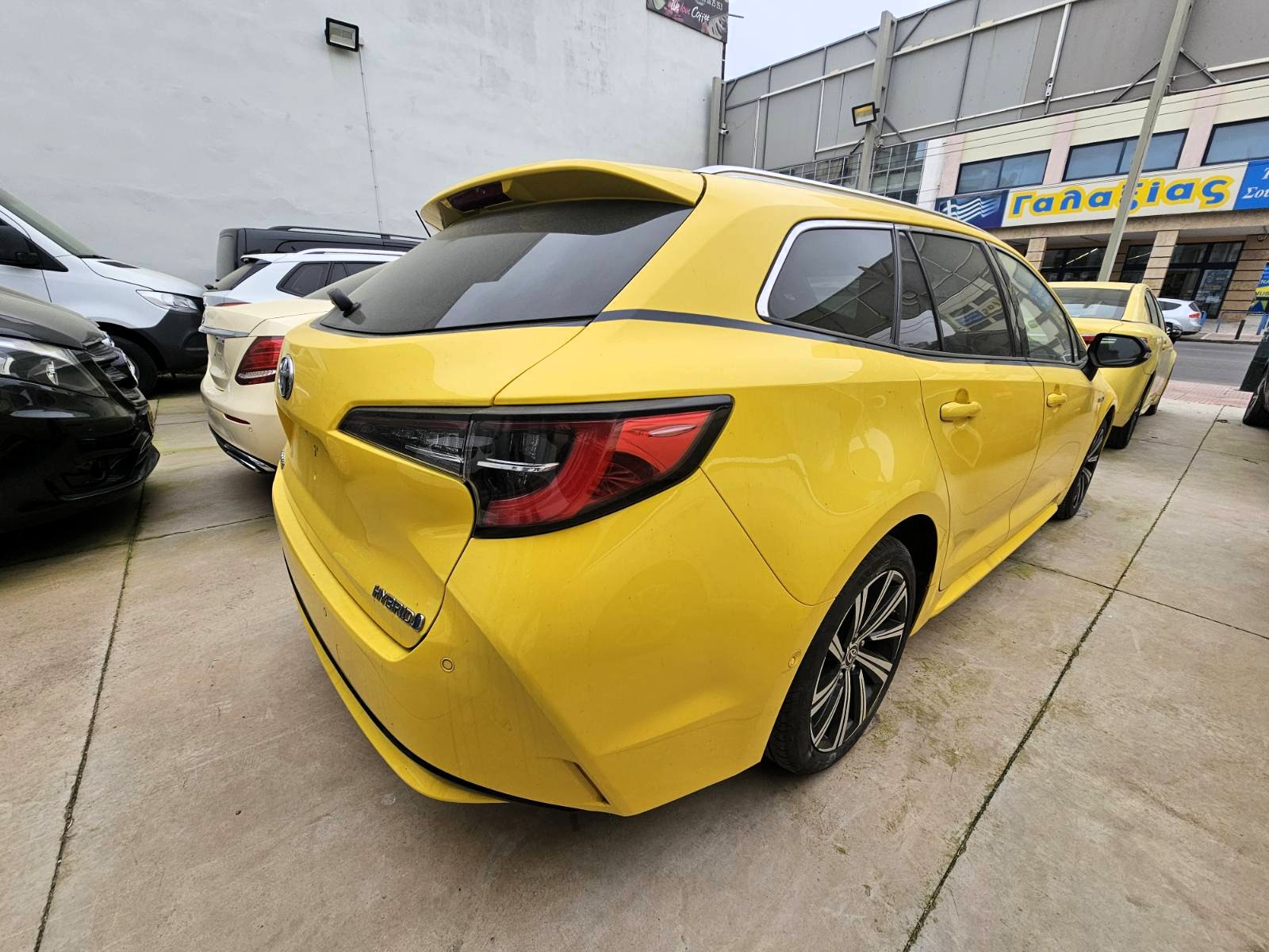 Toyota Corolla 2021 Φ 183