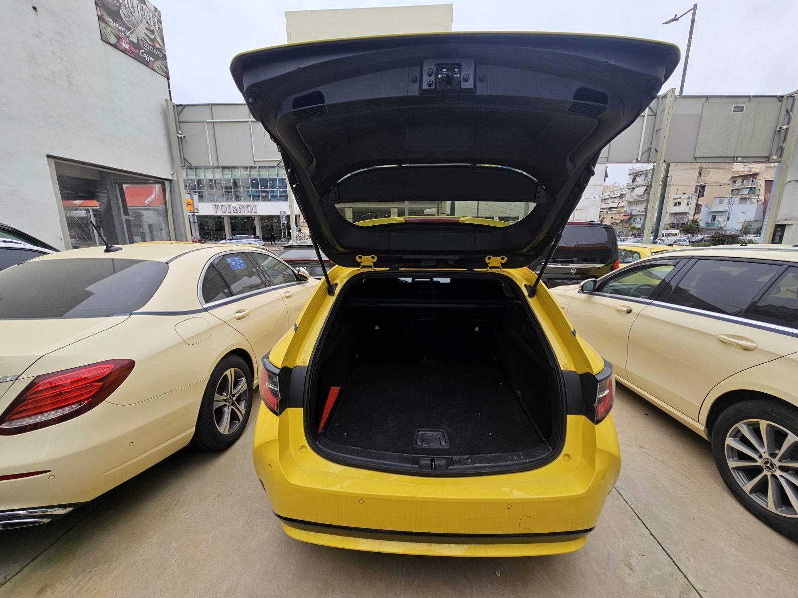 Toyota Corolla 2021 Φ 183