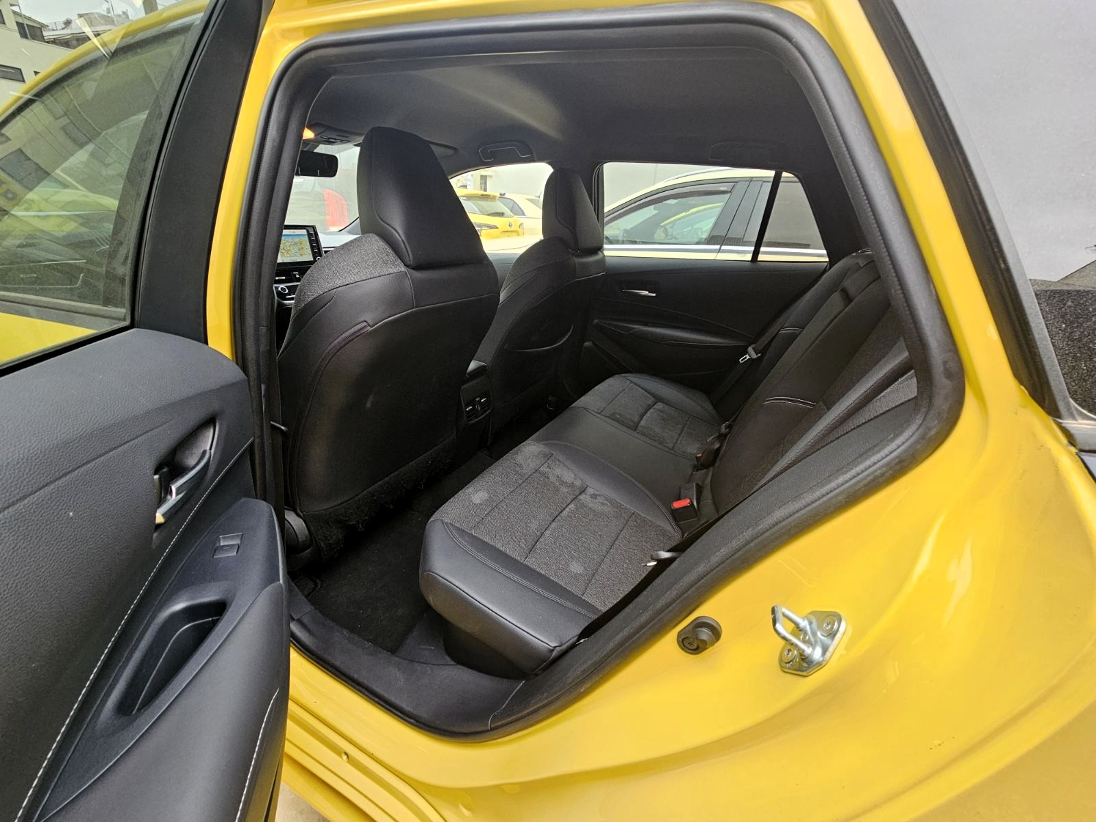 Toyota Corolla 2021 Φ 183