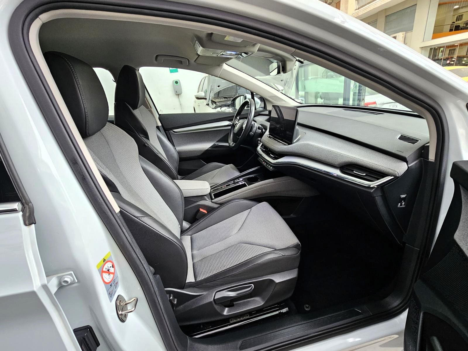 Skoda Enyaq 2021 Full Electric SUV 82kWh (1413)