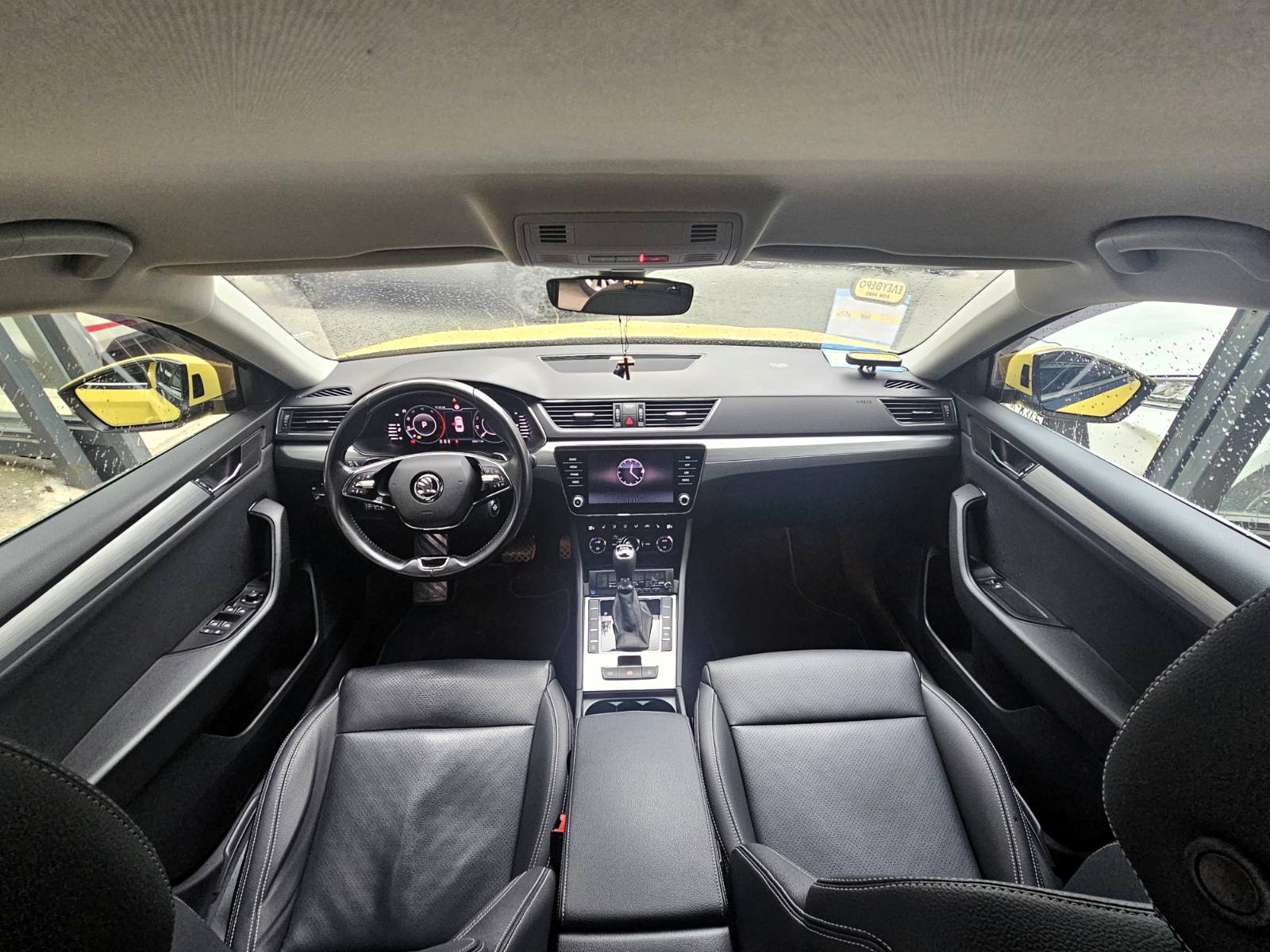 Skoda Superb 2021 2.0 TDI – Automatic