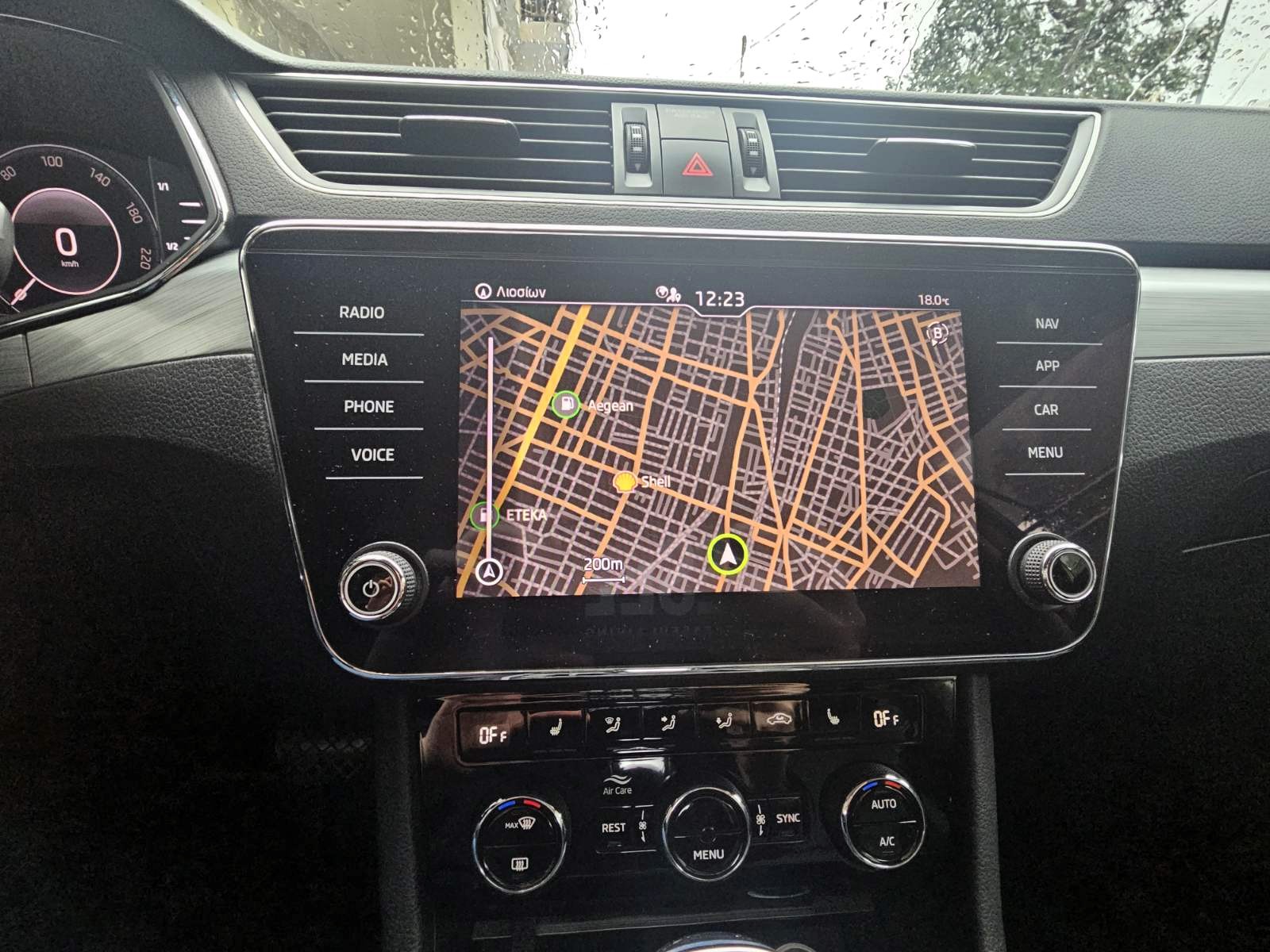 Skoda Superb 2021 2.0 TDI – Automatic