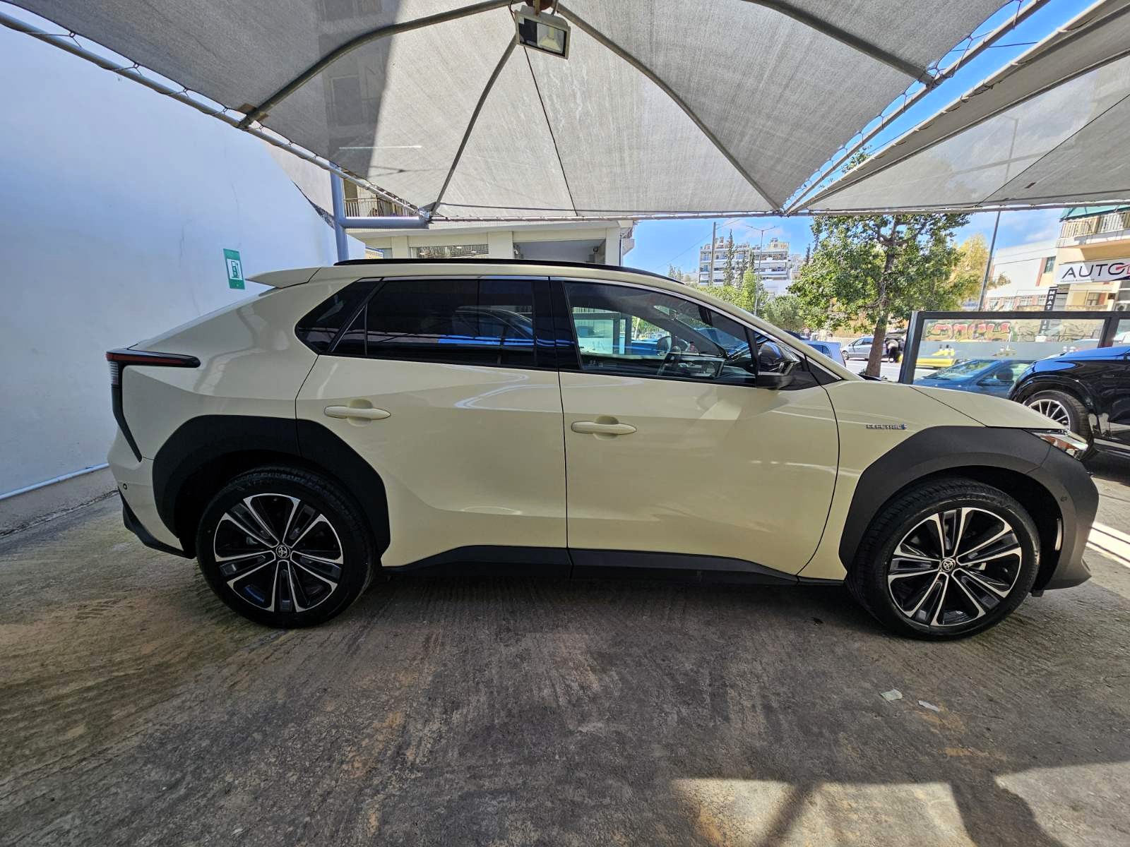 Toyota bZ4X 2025 Electric 204hp – Lounge – 100% Battery (1415)