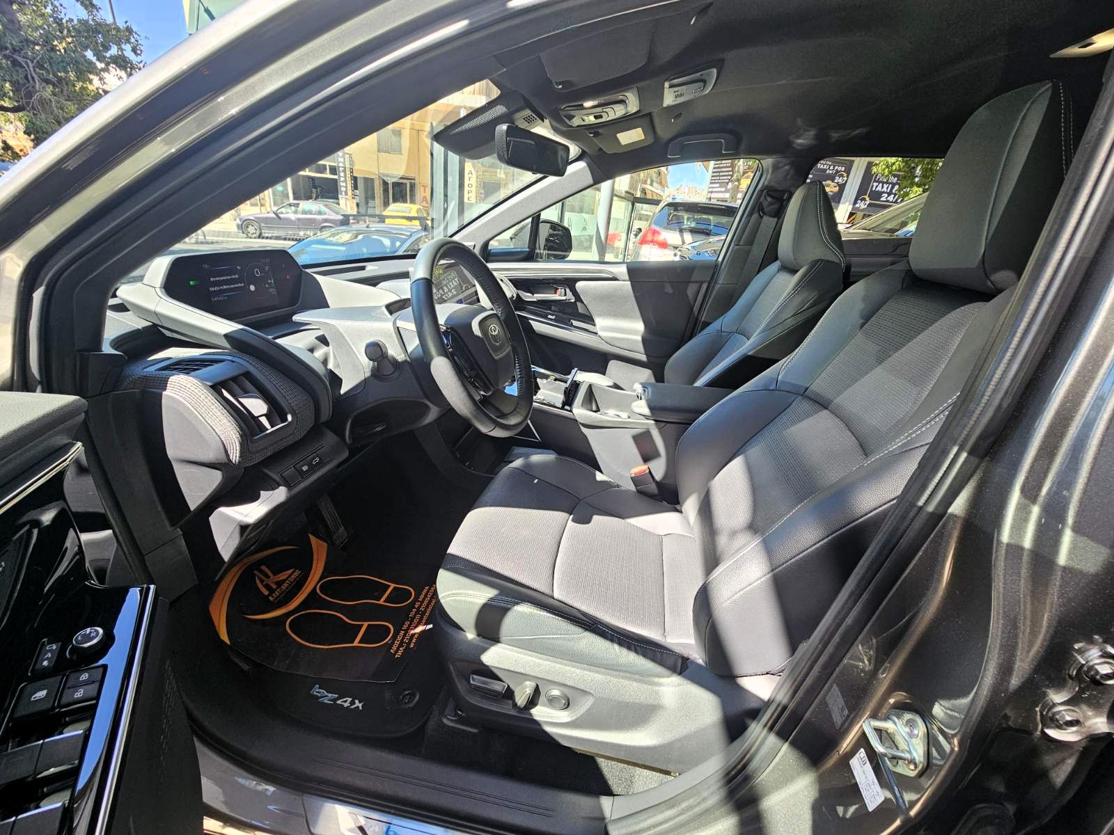 Toyota bZ4X 2023 Electric 204hp – Lounge – (1414)