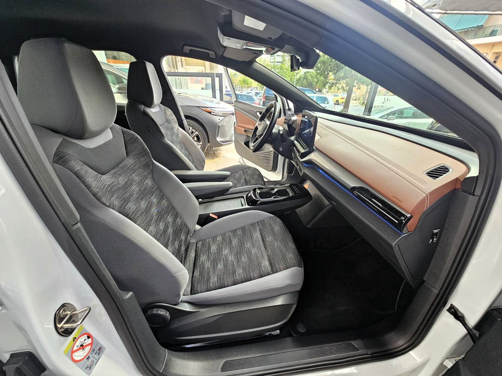 Volkswagen ID.5 2023 Pro Electric 77kWh – 174hp – Automatic (1416)