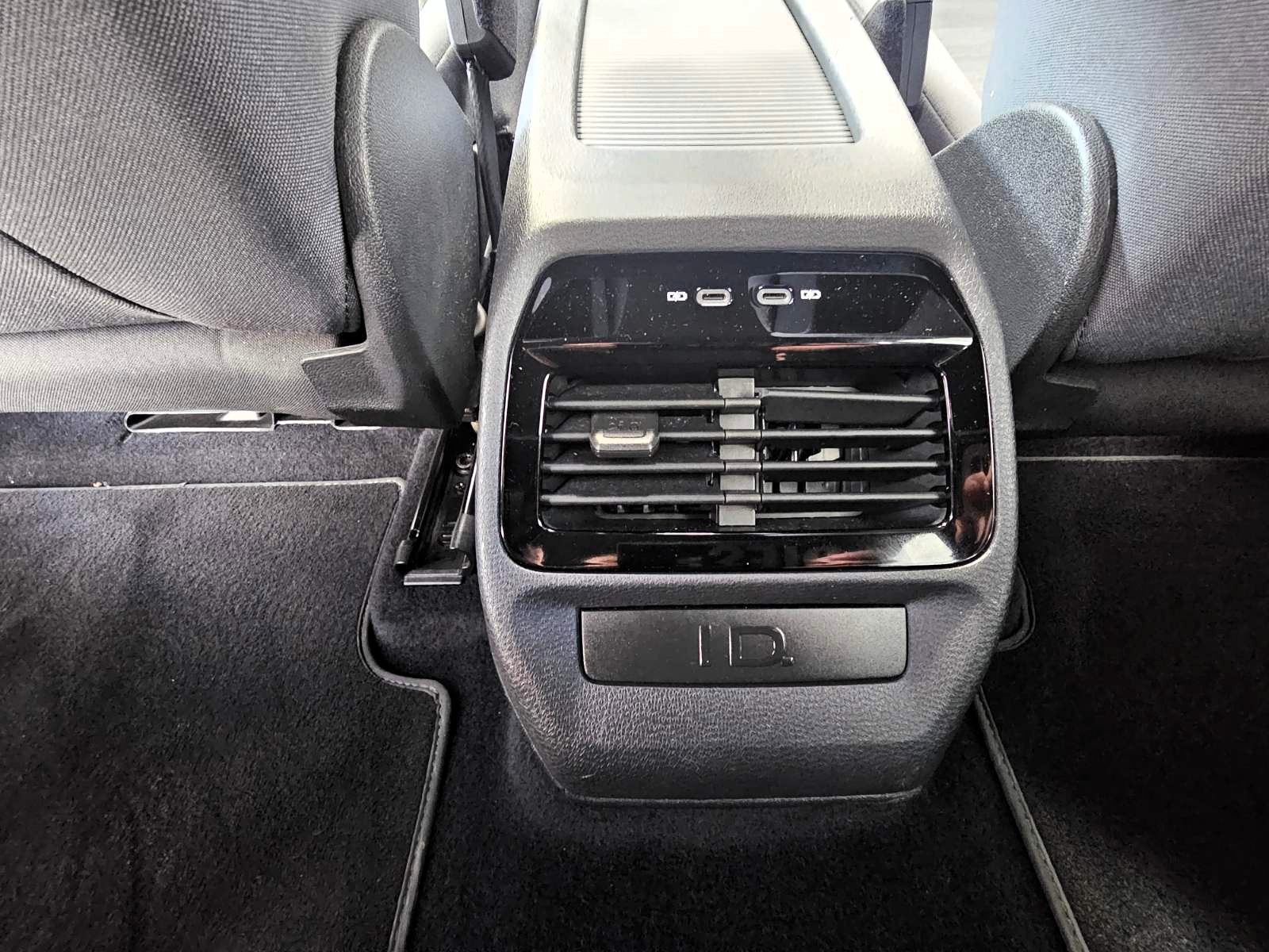 Volkswagen ID.5 2023 Pro Electric 77kWh – 174hp – Automatic (1416)