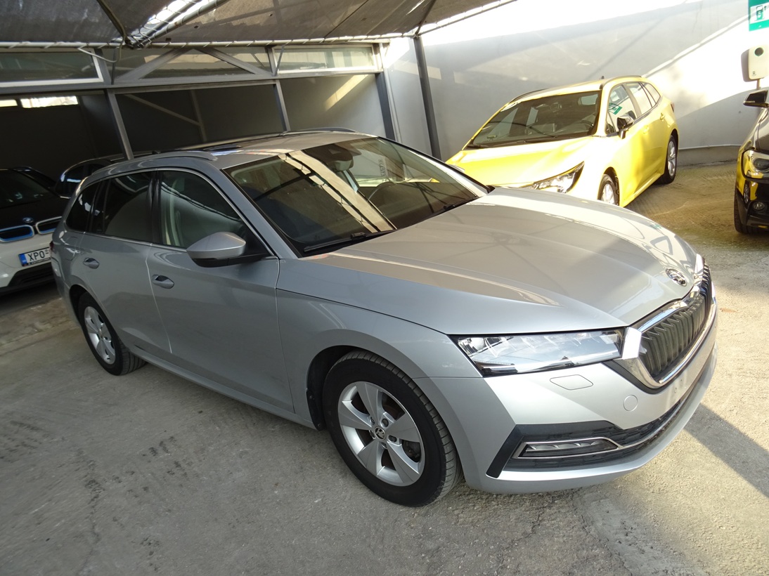 Skoda Octavia 2022 (1402) ΠΑΝΟΡΑΜΑ