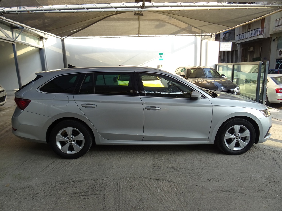 Skoda Octavia 2022 (1402) ΠΑΝΟΡΑΜΑ