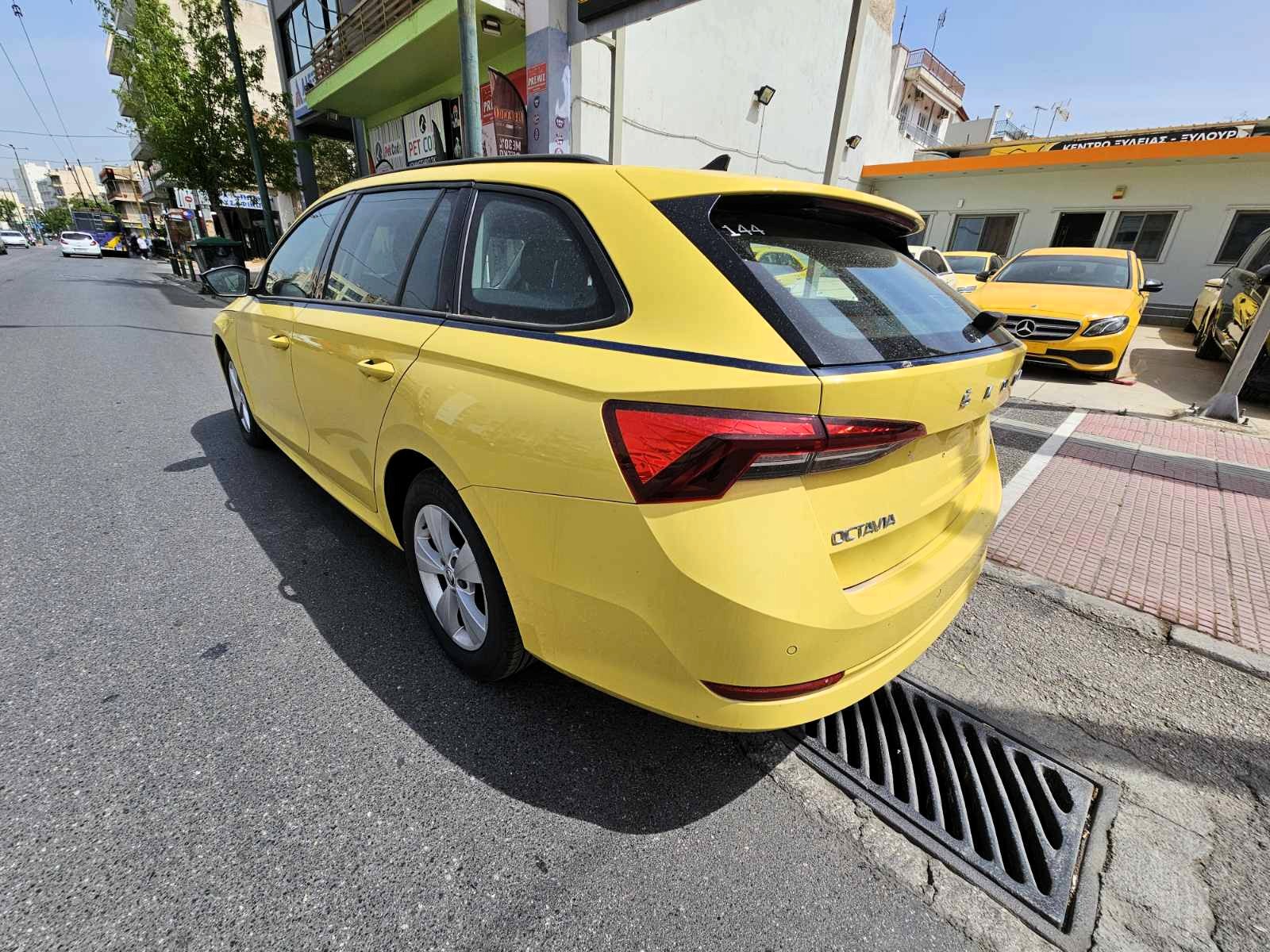 Skoda Octavia 2021 cng (144)