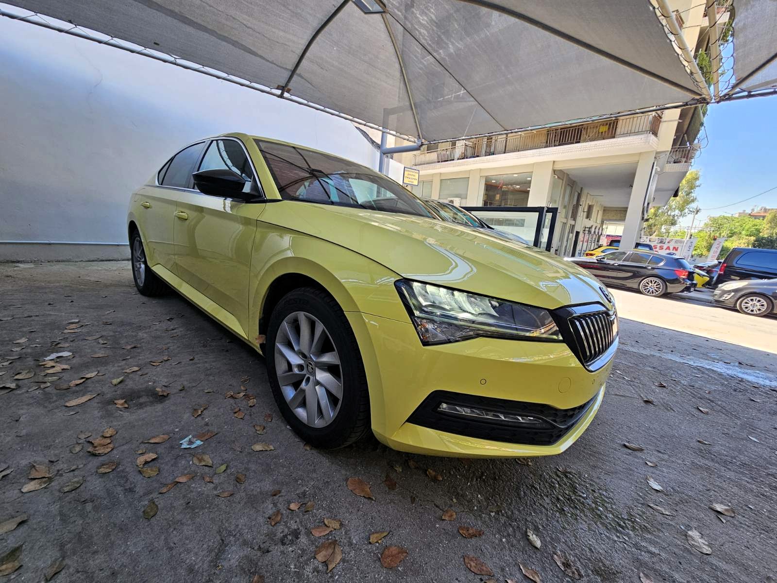 Skoda Superb 2023 2.0 TDI Ambition FACELIFT (1380)