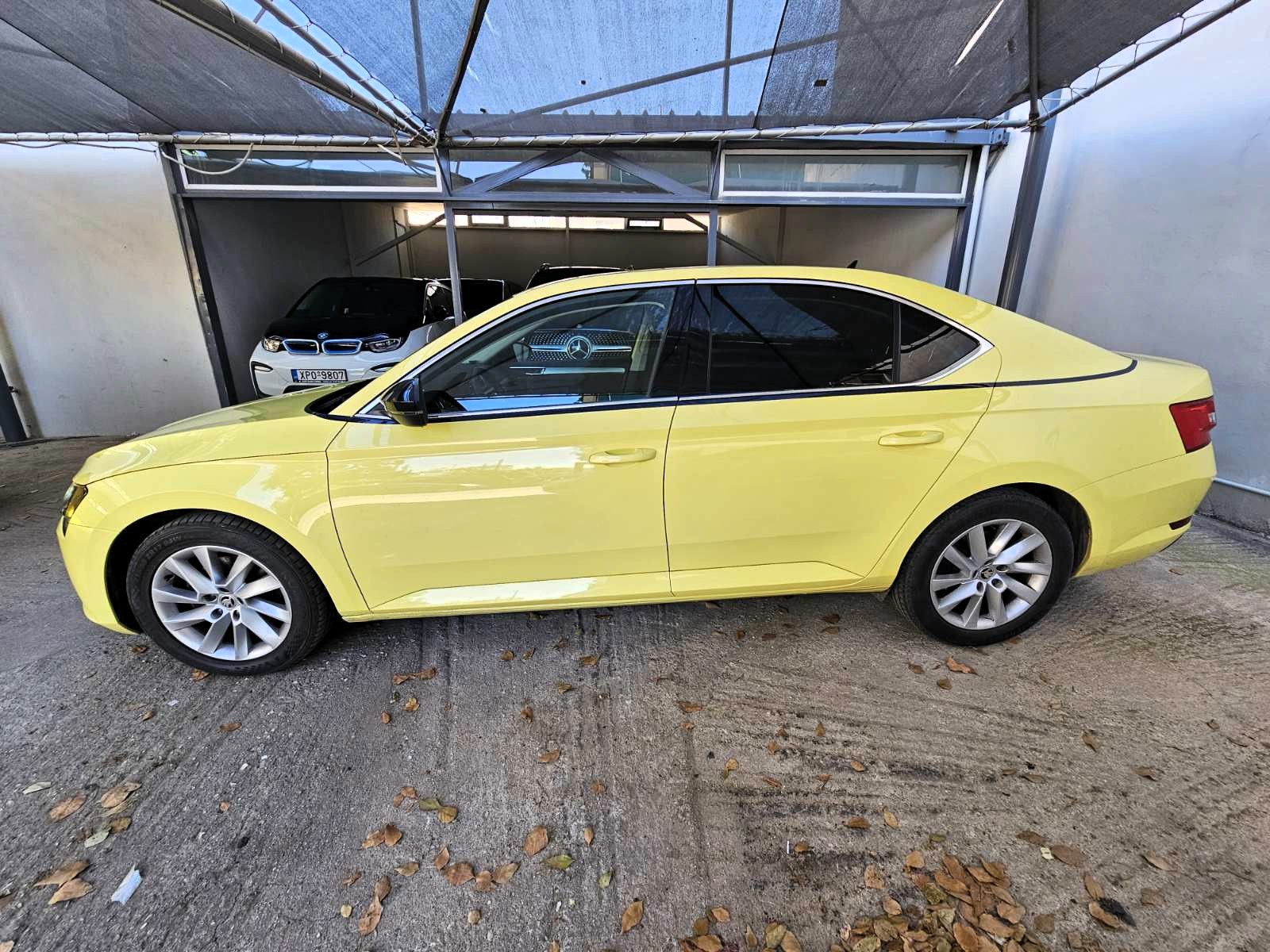 Skoda Superb 2023 2.0 TDI Ambition FACELIFT (1380)