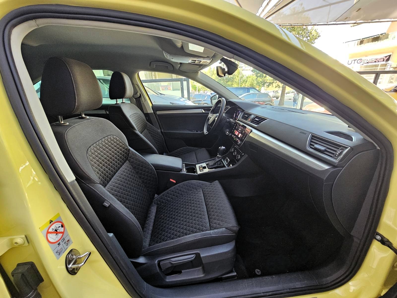 Skoda Superb 2023 2.0 TDI Ambition FACELIFT (1380)