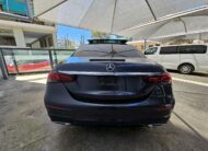 Mercedes-Benz E 220 2021 d AMG Line 9G-TRONIC Panorama LED (145)