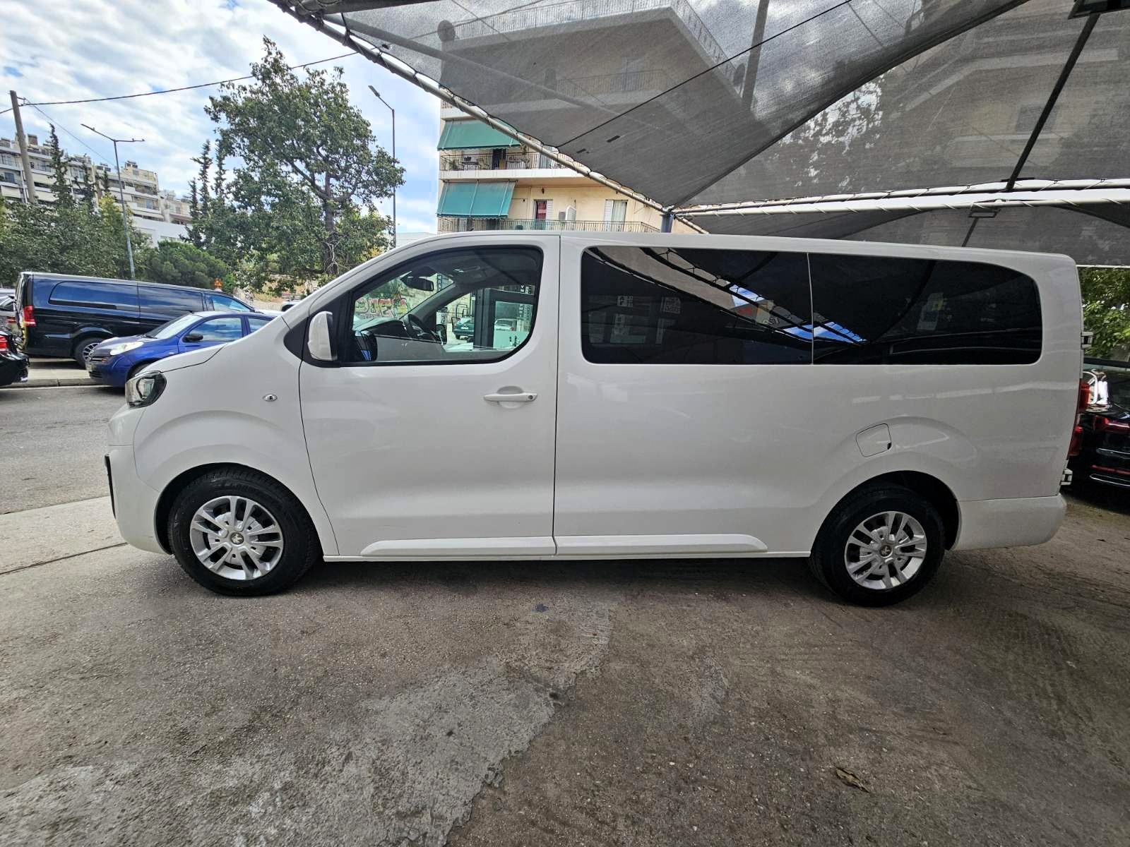 Peugeot Traveller 2020 1.5 BlueHDi 120hp L3H1 Business 9ΘΕΣΙΟ (1422)