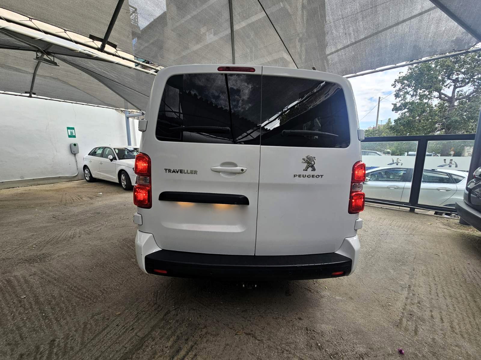 Peugeot Traveller 2020 1.5 BlueHDi 120hp L3H1 Business 9ΘΕΣΙΟ (1422)