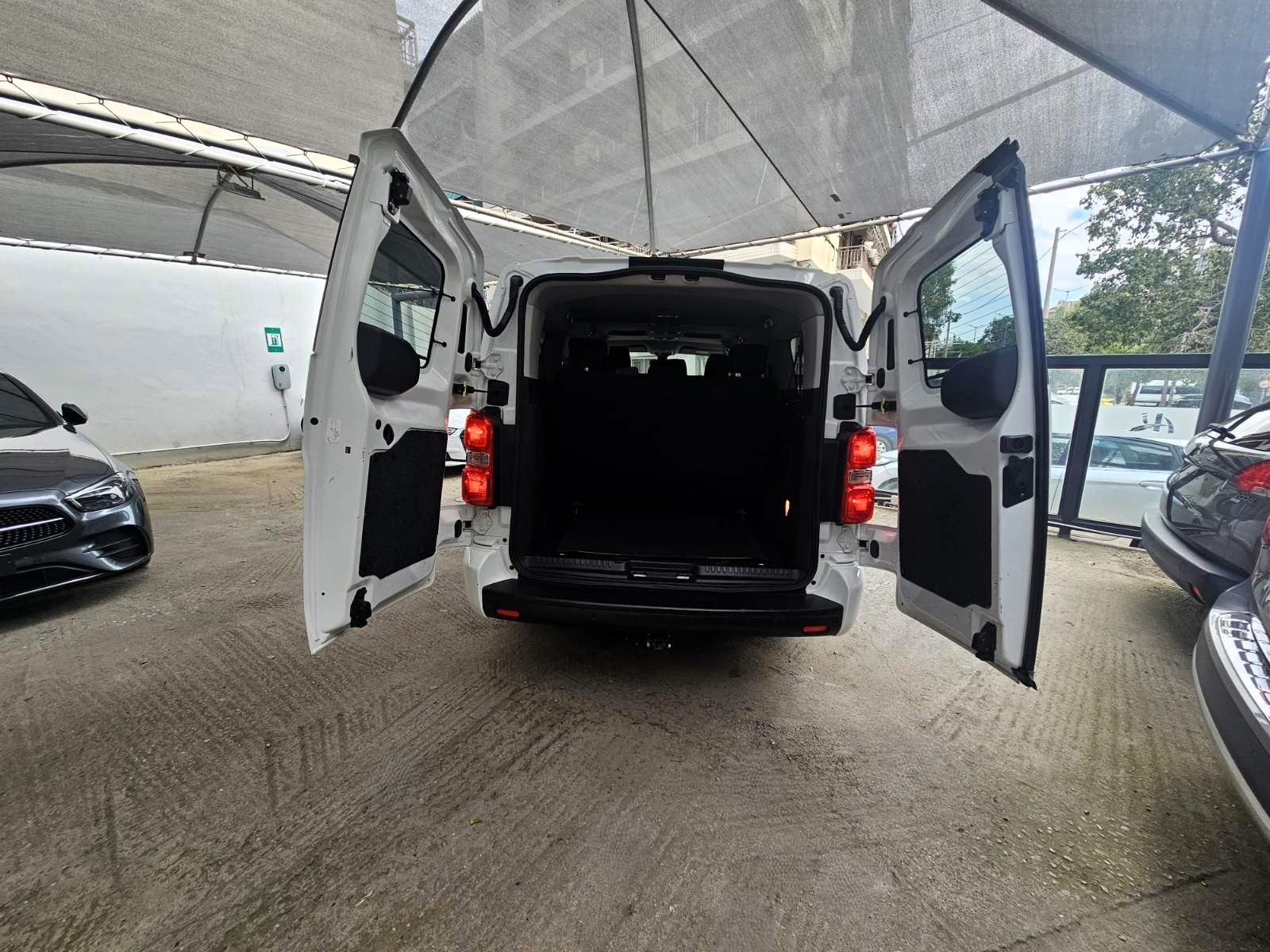 Peugeot Traveller 2020 1.5 BlueHDi 120hp L3H1 Business 9ΘΕΣΙΟ (1422)