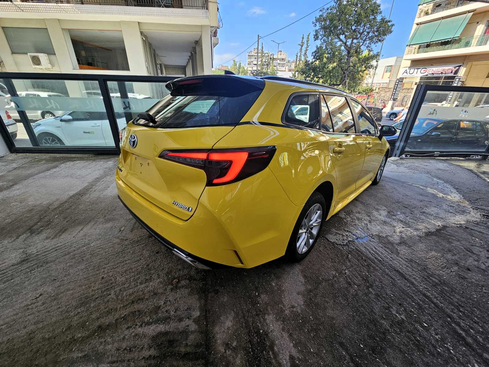 Toyota Corolla 2023 Touring Sports 1.8 Hybrid Active CVT (1404)