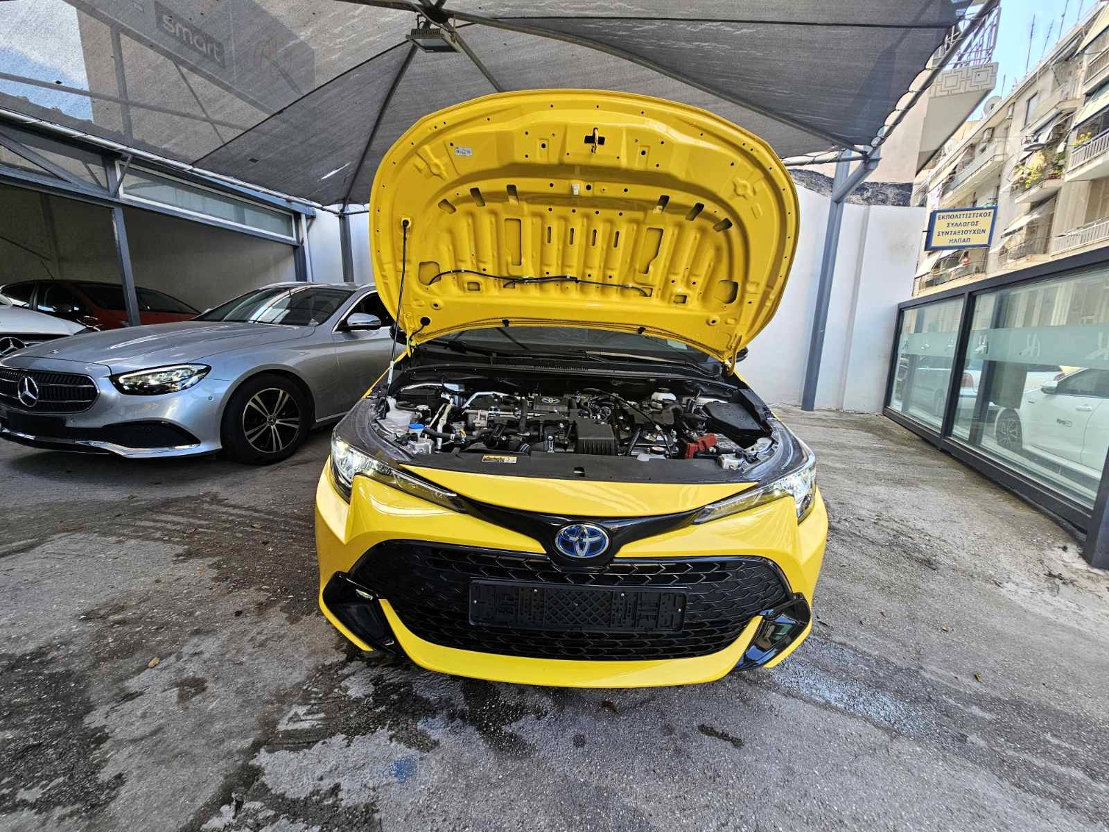 Toyota Corolla 2023 Touring Sports 1.8 Hybrid Active CVT (1404)