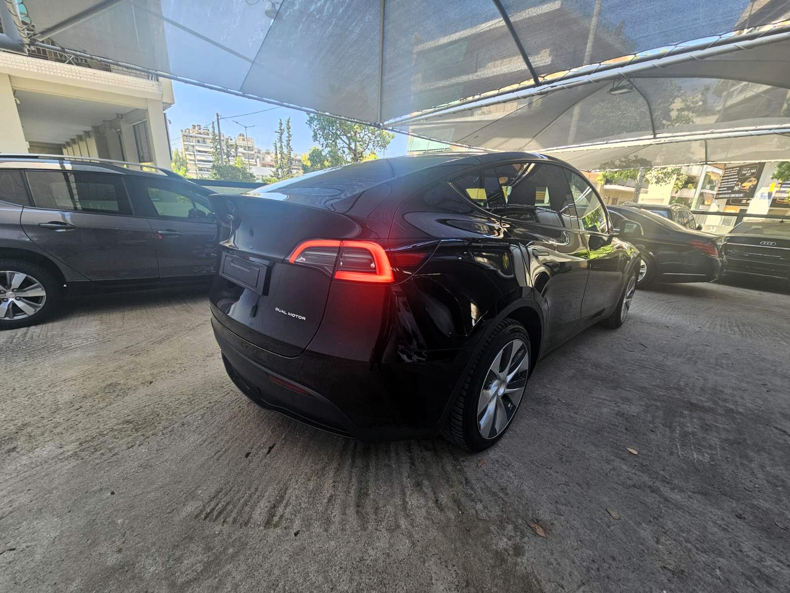 Tesla Model Y 2022 Long Range Dual Motor 75kWh | 514hp | (1424) |