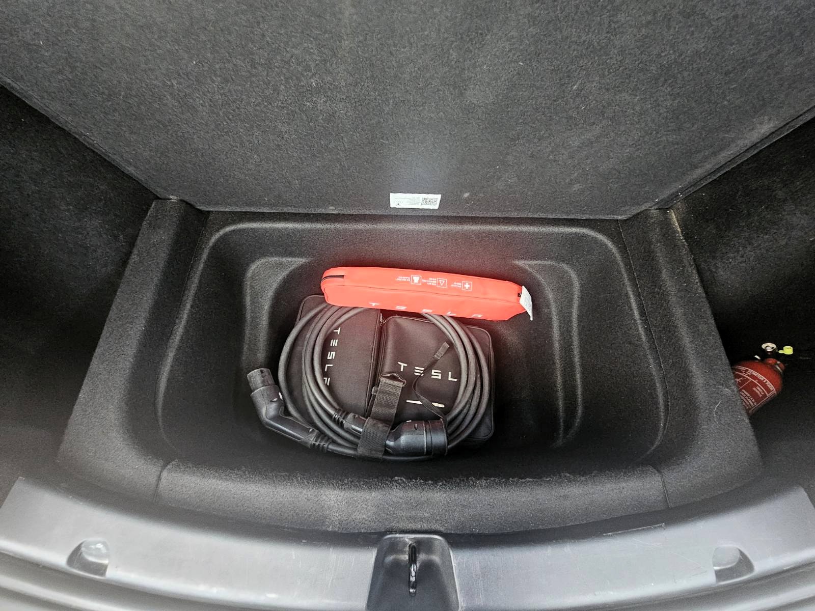 Tesla Model Y 2022 Long Range Dual Motor 75kWh | 514hp | (1424) |