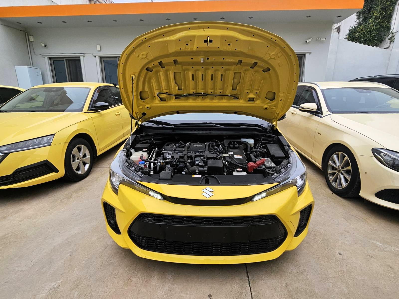 Suzuki Swace 2021 hybrid (1390)