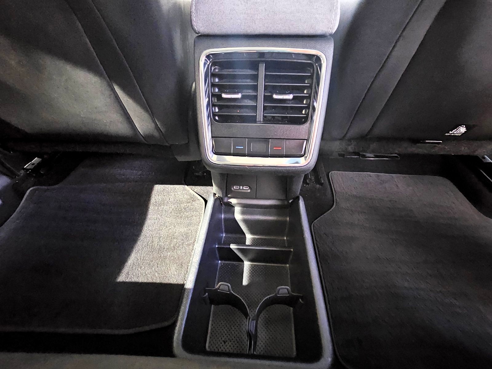 Skoda Enyaq 2023 82kWh 204HP | Navi | Camera | LED | CarPlay