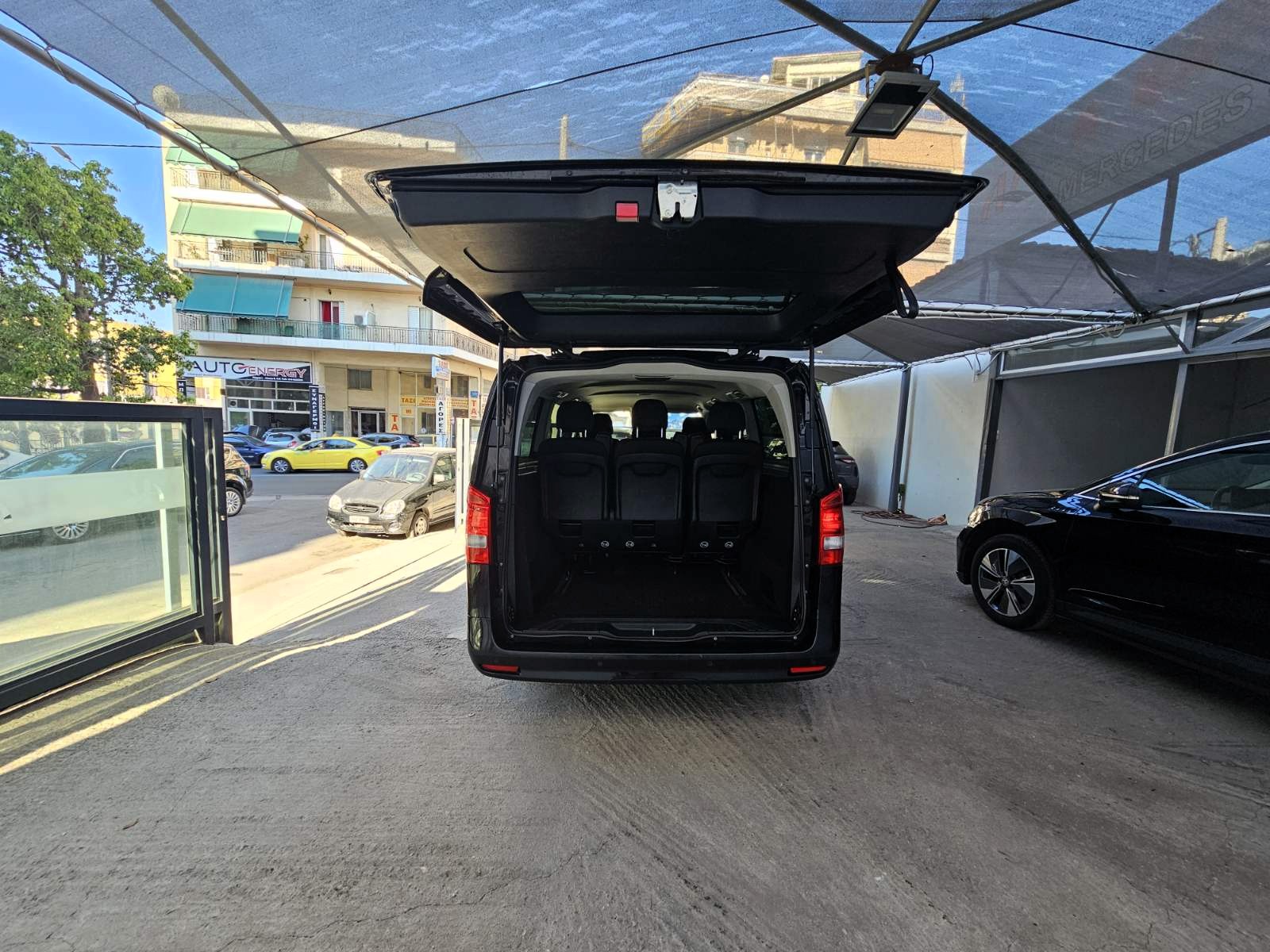Mercedes-Benz Vito 2023 116 Business 2023 | 9 Θέσεων | Automatic | 163HP