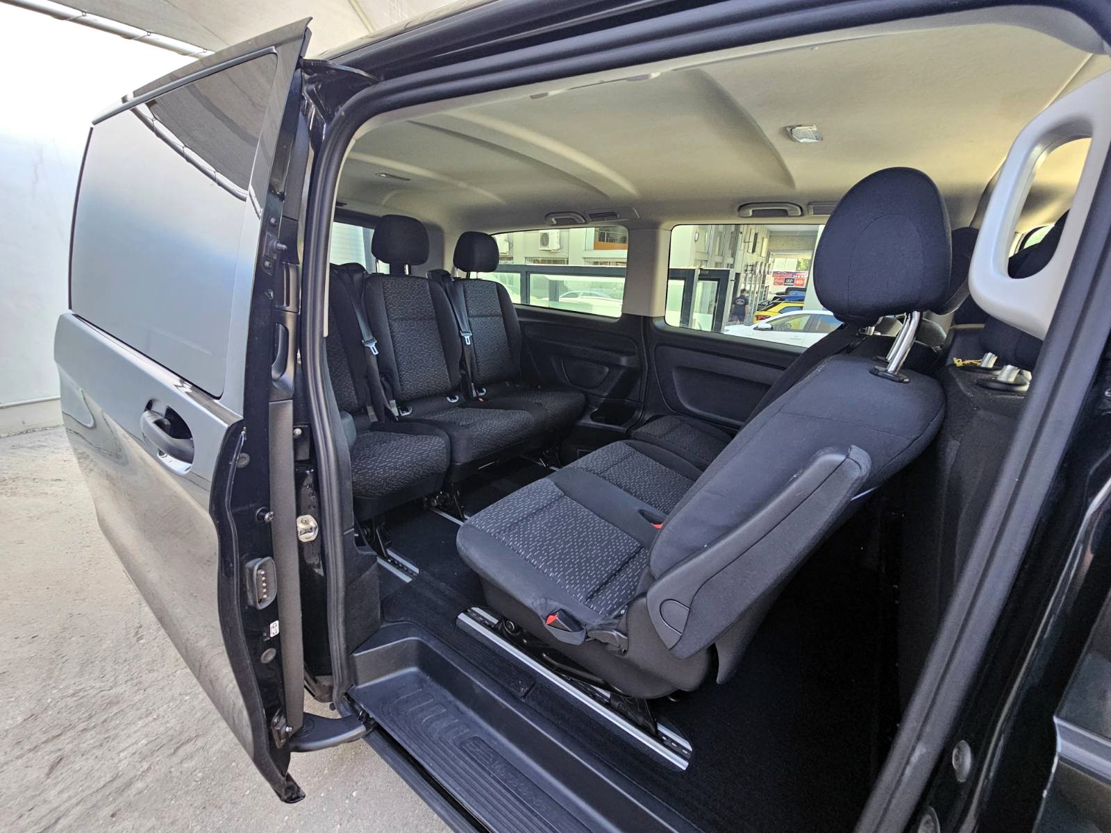 Mercedes-Benz Vito 2023 116 Business 2023 | 9 Θέσεων | Automatic | 163HP