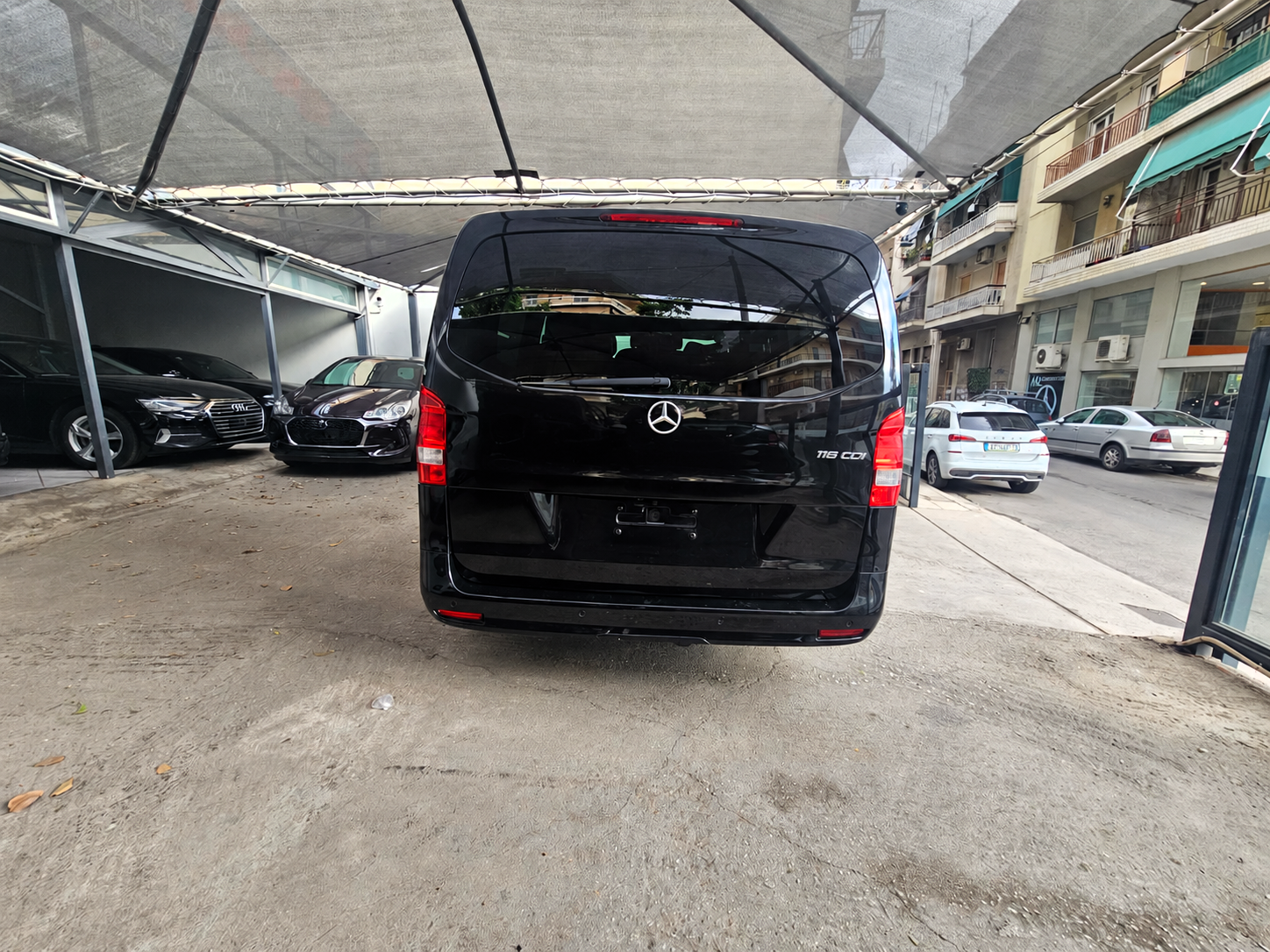Mercedes-Benz Vito 2022 116 Business | 9 Θέσεων | Automatic | 163HP