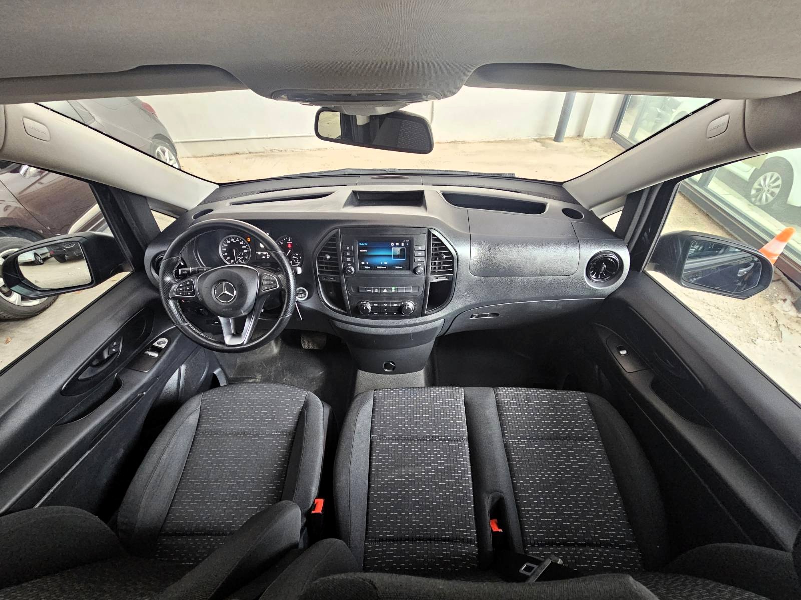 Mercedes-Benz Vito 2022 116 Business | 9 Θέσεων | Automatic | 163HP