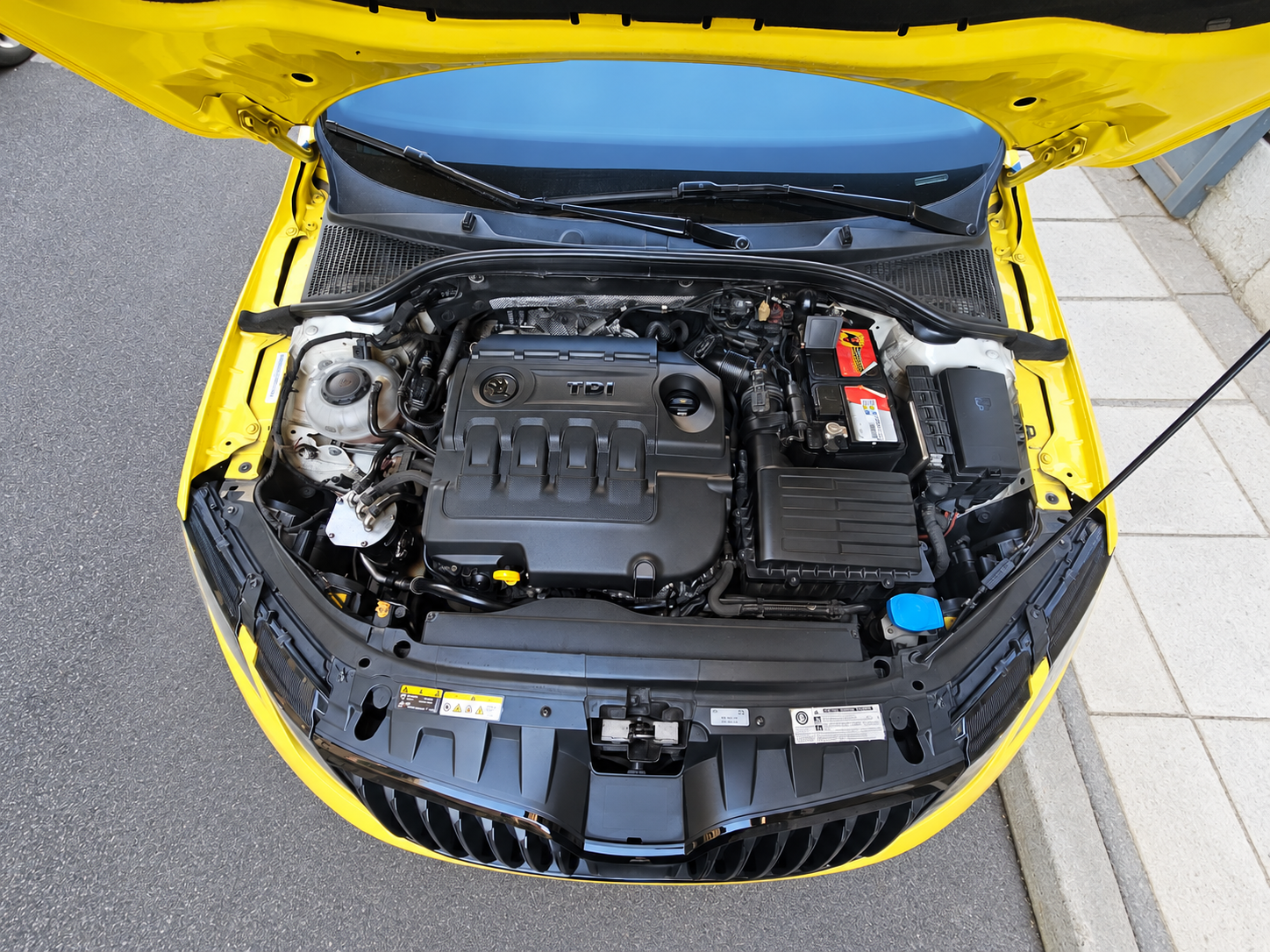 Skoda Octavia 2018 ΠΩΛΕΙΤΑΙ ΑΔΕΙΑ ΤΑΞΙ ΜΑΖΙ ΜΕ ΤΟ ΟΧΗΜΑ