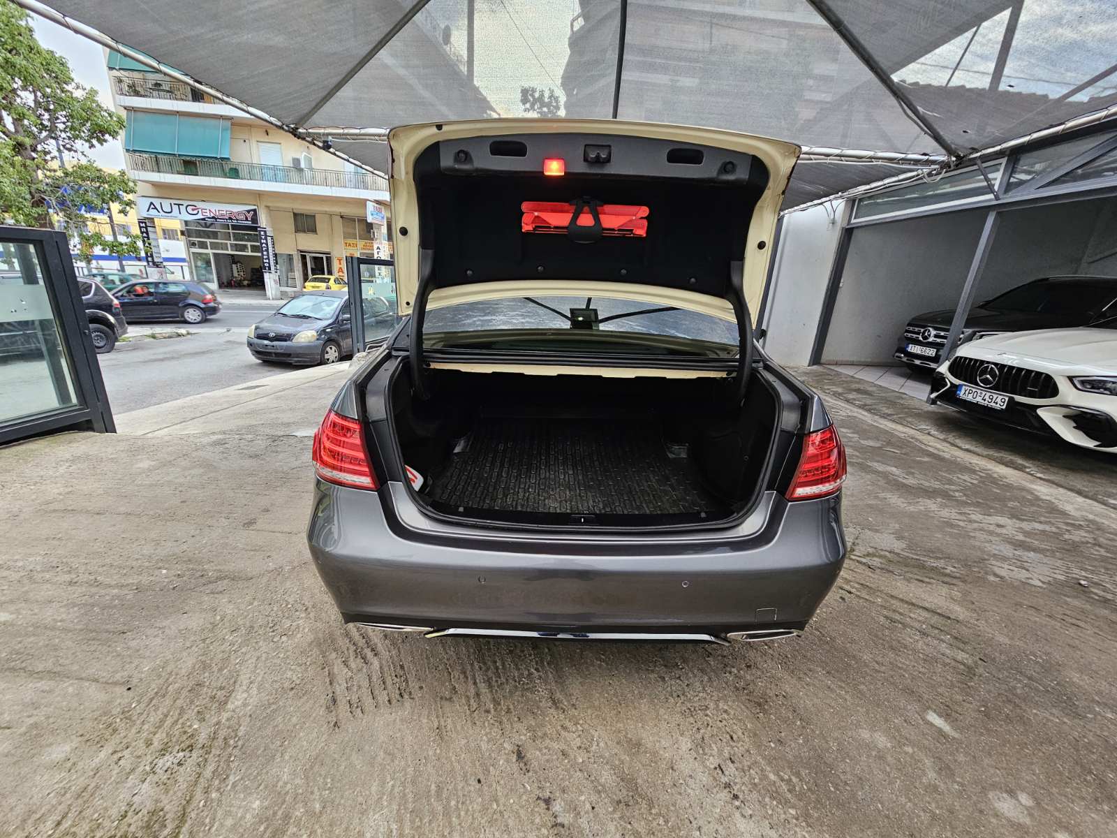 Mercedes-Benz E 200 2013 CDI Avantgarde με αλλαγμένη μηχανή